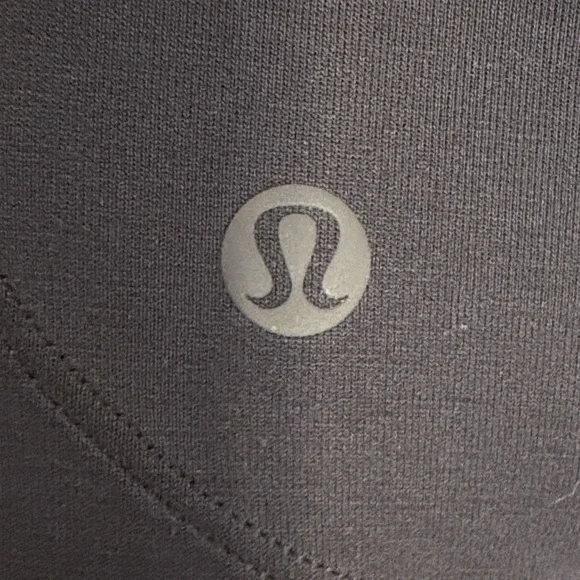 Lululemon Black Wrap Belted Women's Jacket in excellent condition. XL/XXL - Picture 5 of 6
